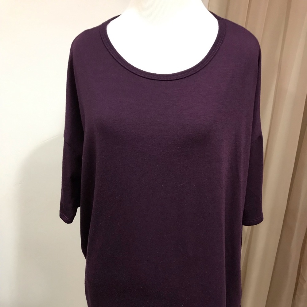 LuLaRoe Irma Tunic